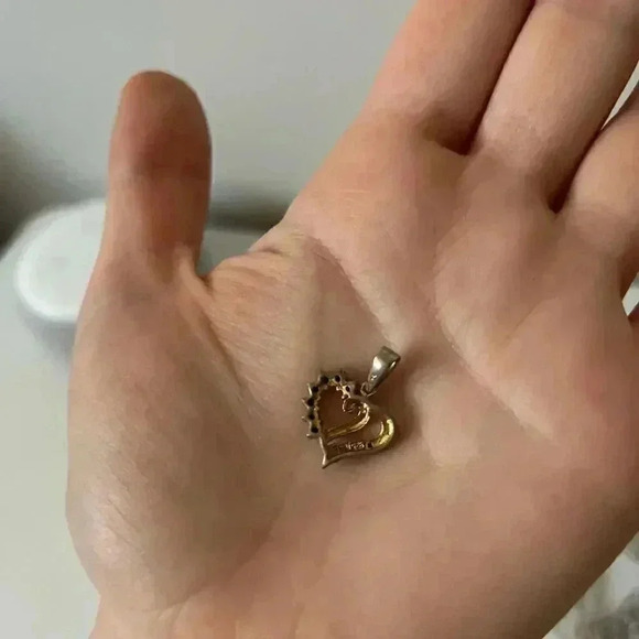 Sterling Silver 925 Heart Pendant w diamonds - Picture 3 of 3